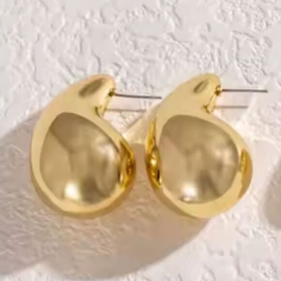 New ANTHRO Lightweight Petra Large Teardrop Earrings - Picture 5 of 13